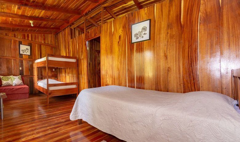 Hostal Hotel Roca Verde