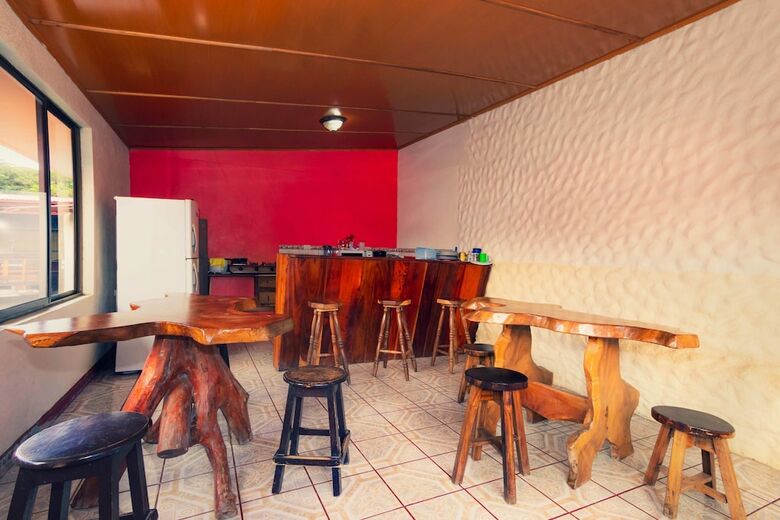 Hostal Hotel Roca Verde