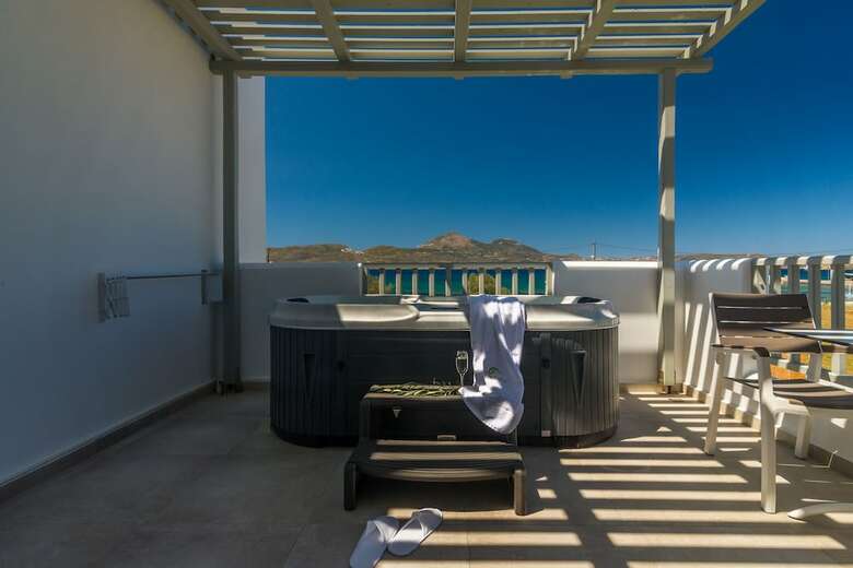 Olea Bay Hotel