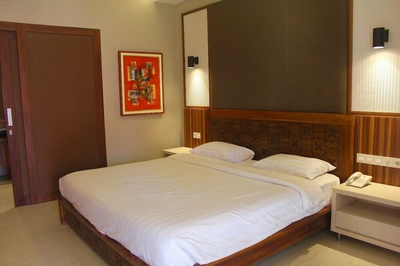 Hotel Queen Of The South Resort