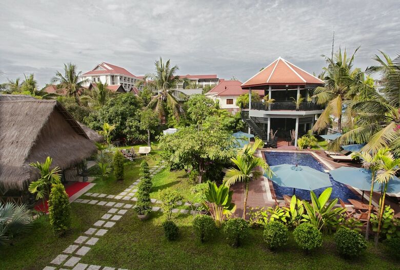 Reveal Angkor Hotel