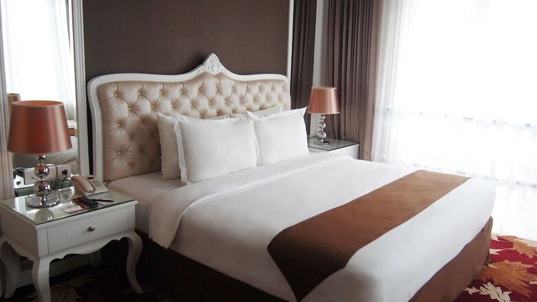 Hotel Golden Tulip Legacy Surabaya
