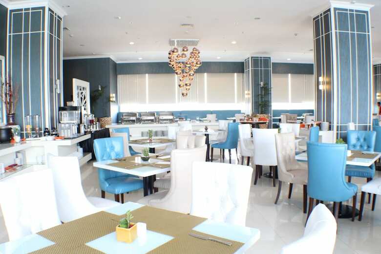 Hotel Golden Tulip Legacy Surabaya