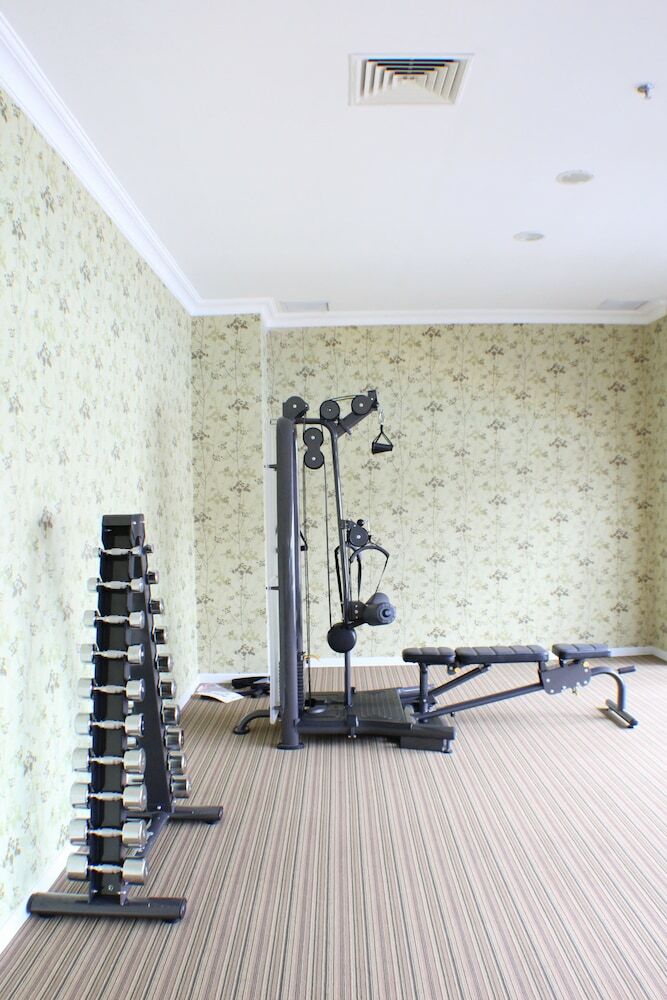 Hotel Golden Tulip Legacy Surabaya