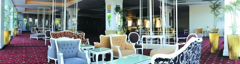 Hotel Golden Tulip Legacy Surabaya