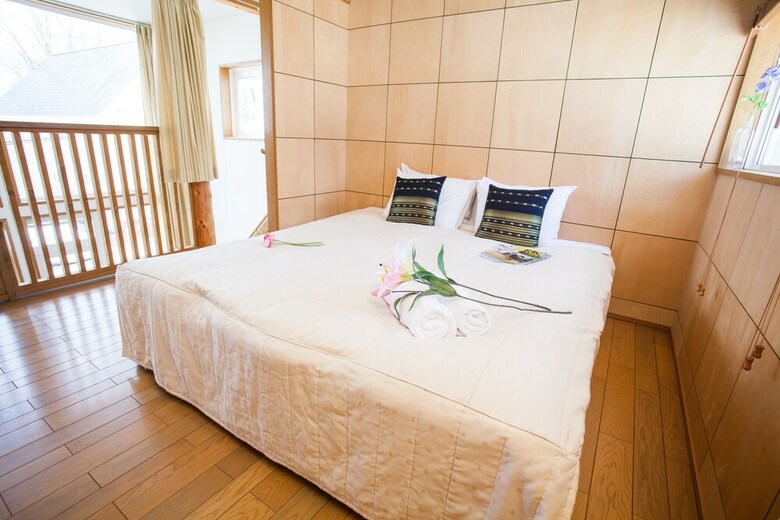 Yotei Cottage