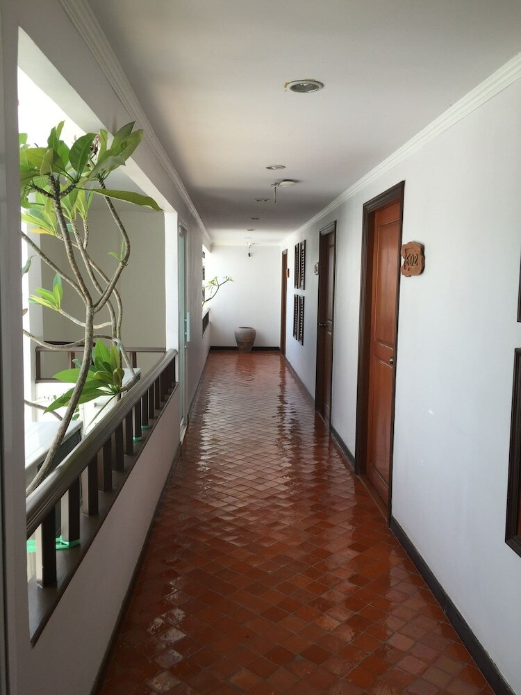 Hotel Chada Thai House