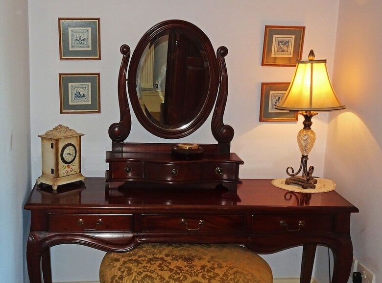 Hotel Storrs Gate House
