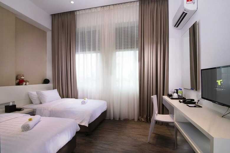 T+ Hotel Macallum