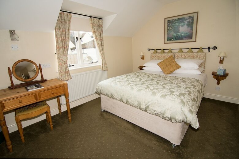 Bed & Breakfast The Abbey Hotel And Apartments
