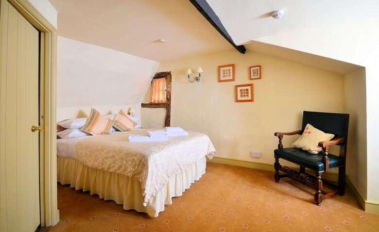 Bed & Breakfast The Abbey Hotel And Apartments