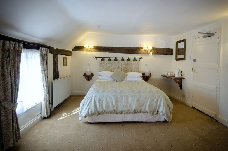 Bed & Breakfast The Abbey Hotel And Apartments