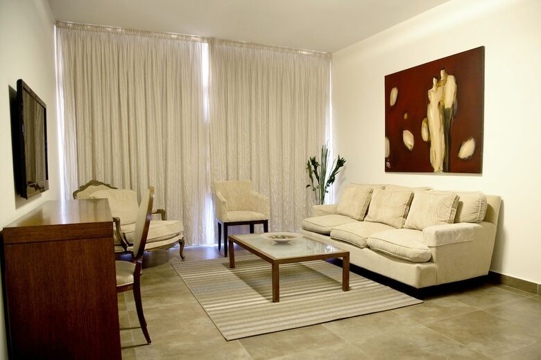 Santona Residence