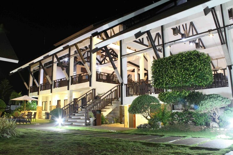 Hotel Dive Thru Scuba Resort