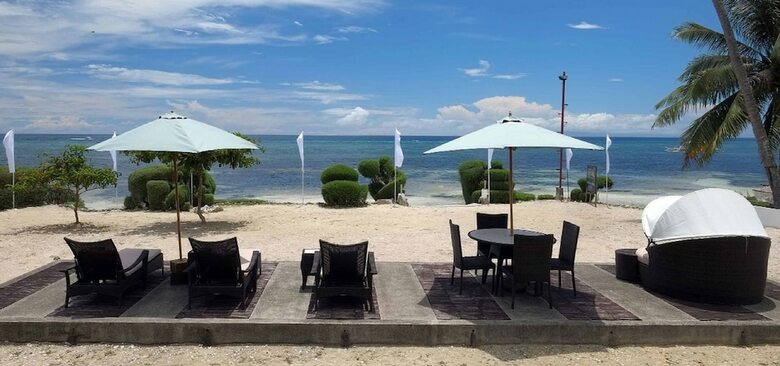 Hotel Dive Thru Scuba Resort