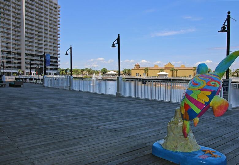 Apartamento Laketown Wharf By Emerald View Resorts