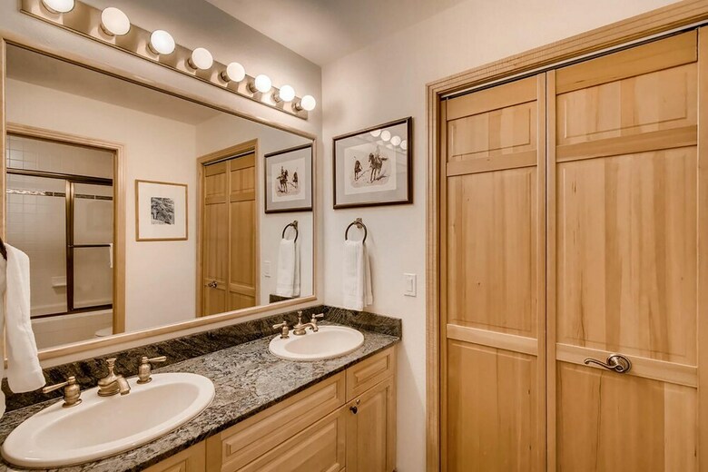 Corral At Breckenridge #102e By Peak Property Management