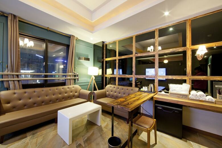 Hotel 109