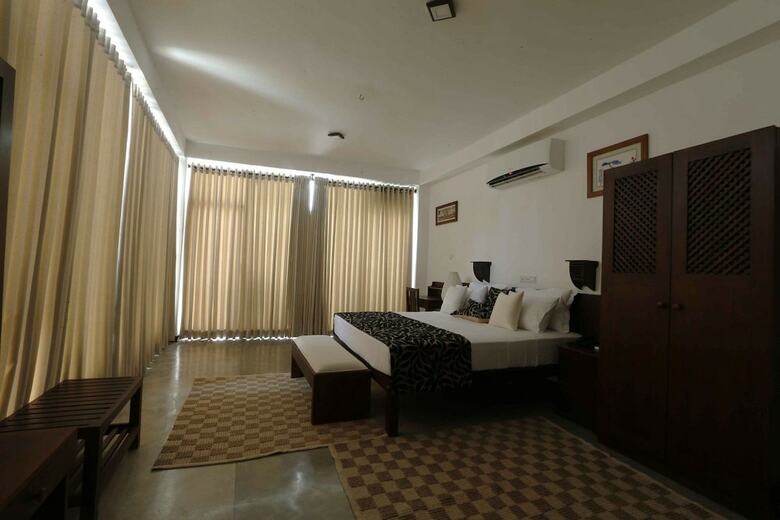 Rock Fort Hotel