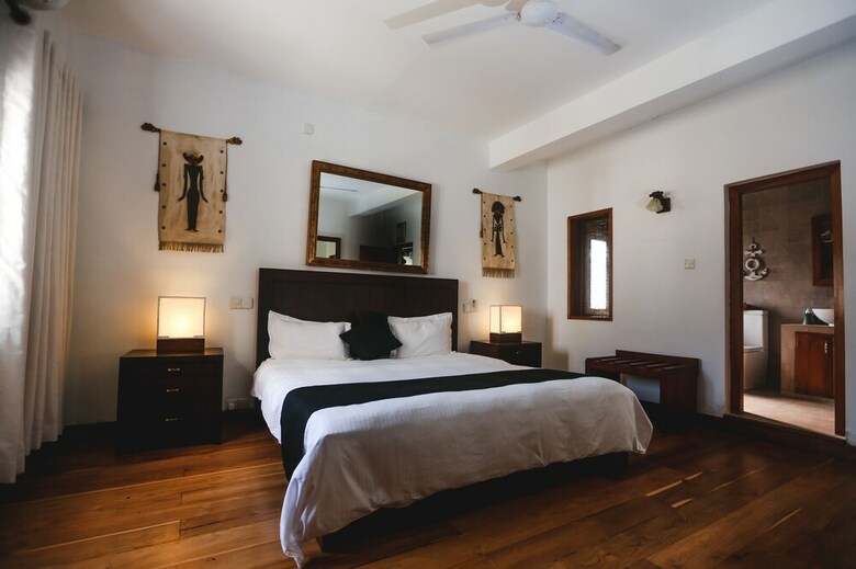 Hotel Footprints Villa
