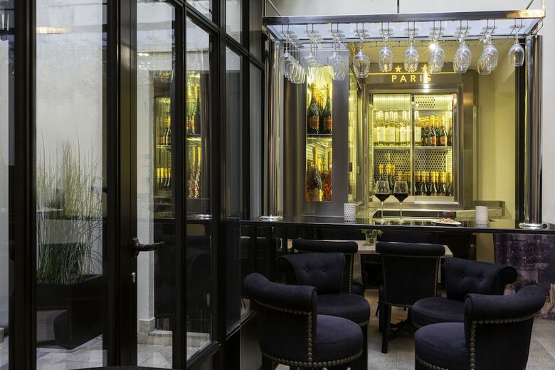 Hotel Le 18 Paris