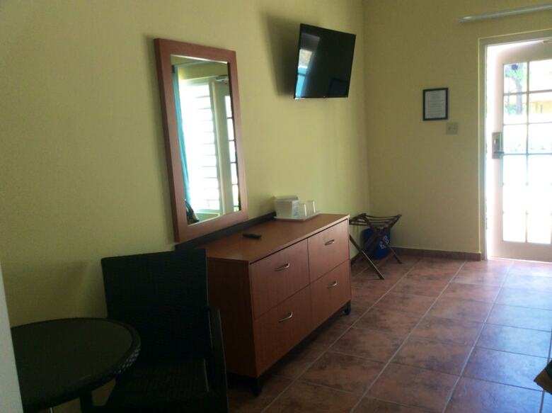 Hotel Lucia Beach