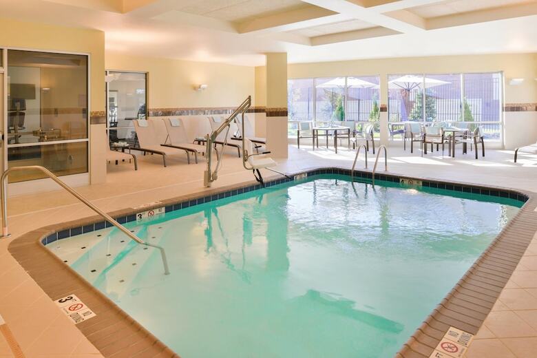Hotel Courtyard By Marriott Columbus Grove City