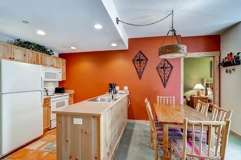 Tucker Mountain At Center Village By Copper Mountain Lodging