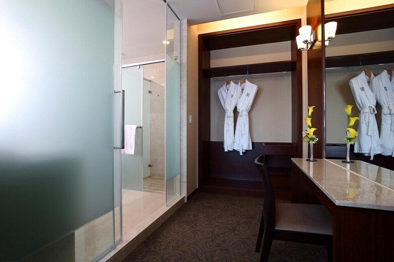 Hotel H Resort