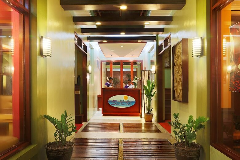 Shore Time Hotel