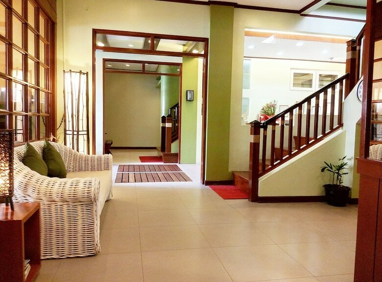 Shore Time Hotel