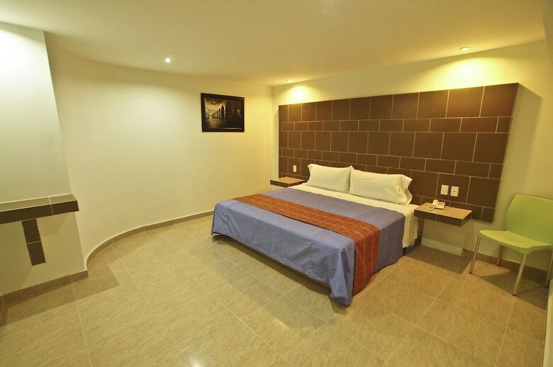 Hotel First Inn