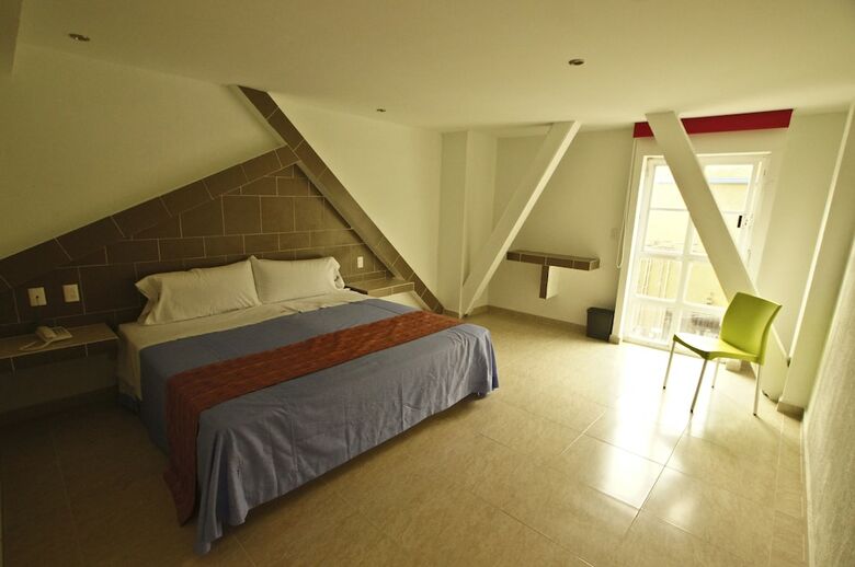 Hotel First Inn