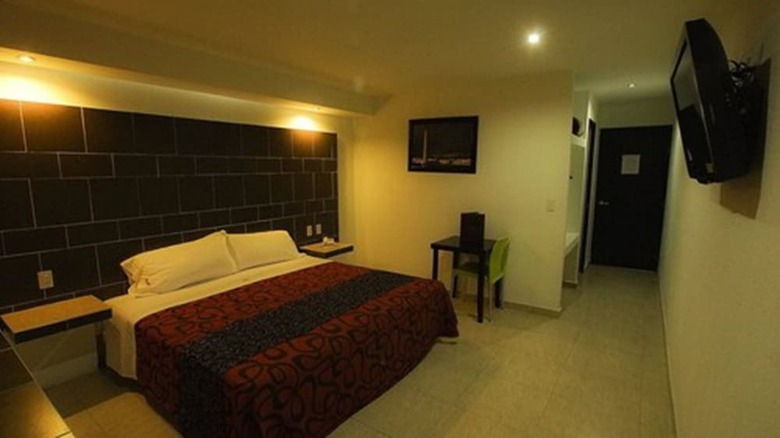 Hotel First Inn