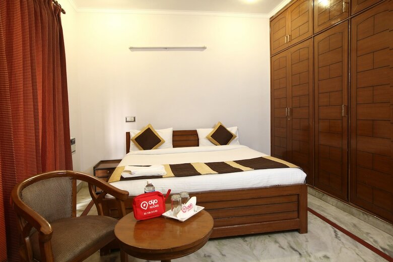 Oyo 386 Hotel Lotus Panache