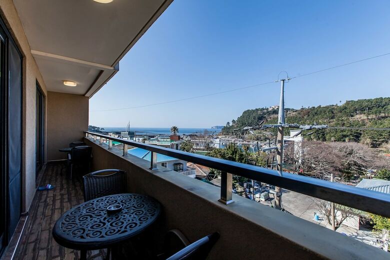 Cheonjiyeon Hotel
