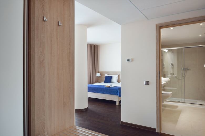 Molo Hotel