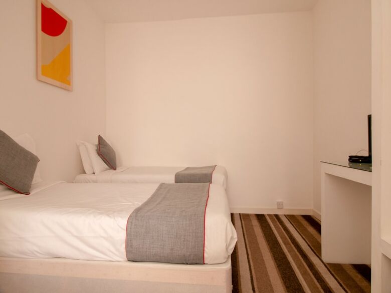 Hotel Oyo Cardiff Central