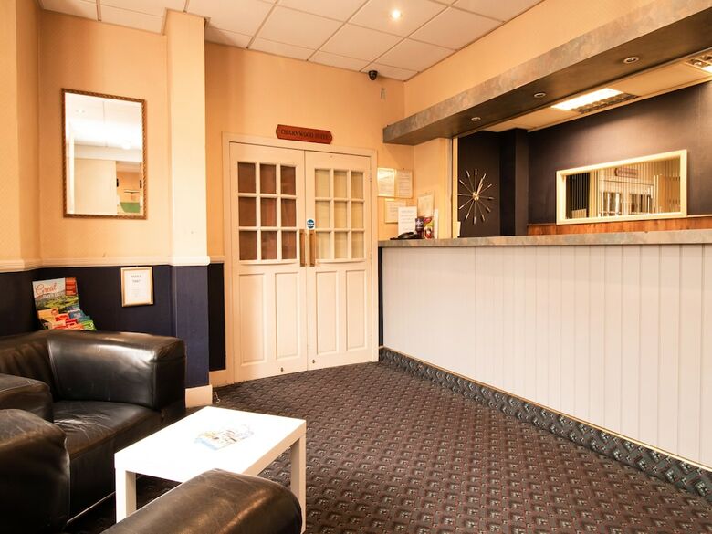 Hotel Oyo Cardiff Central