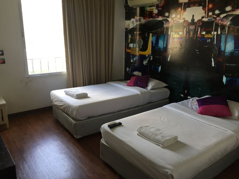 Hostal Take A Nap Hotel
