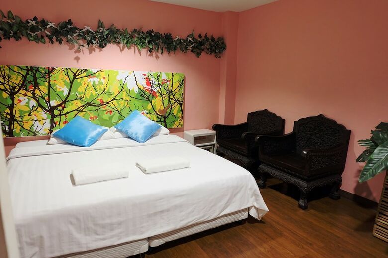 Hostal Take A Nap Hotel