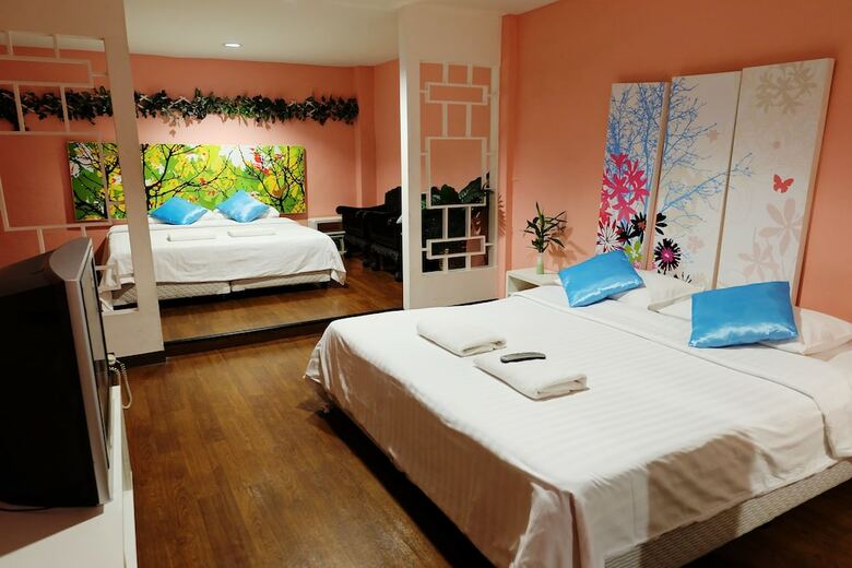 Hostal Take A Nap Hotel