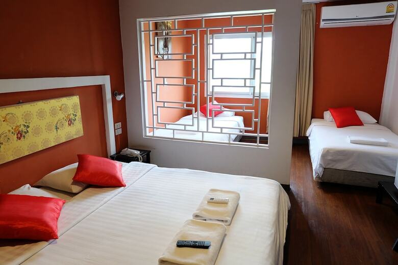 Hostal Take A Nap Hotel