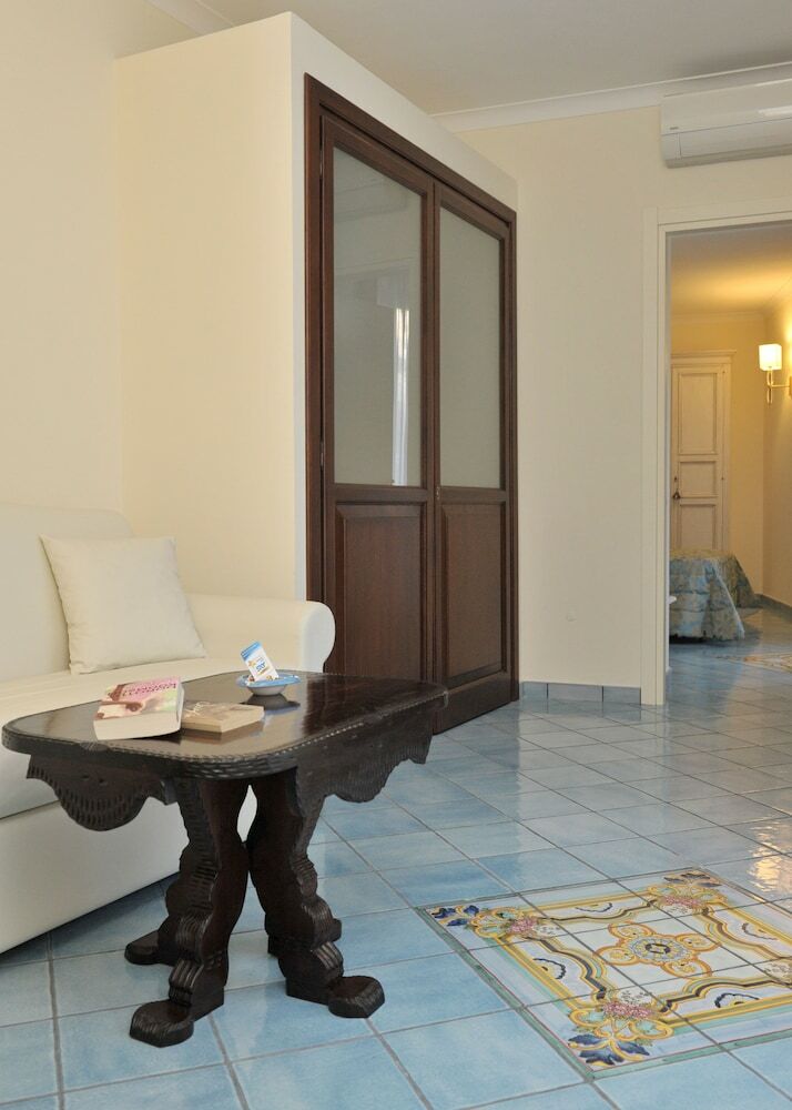 Hotel Santa Lucia
