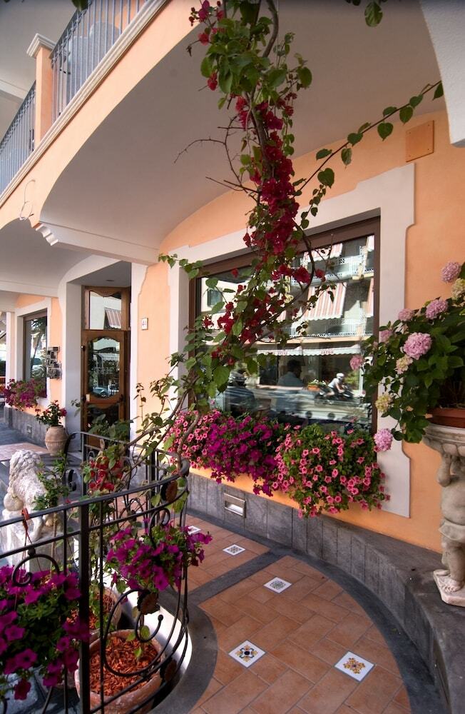 Hotel Santa Lucia