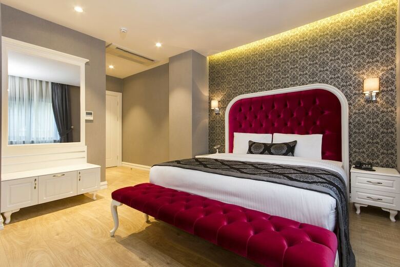 Dencity Hotel