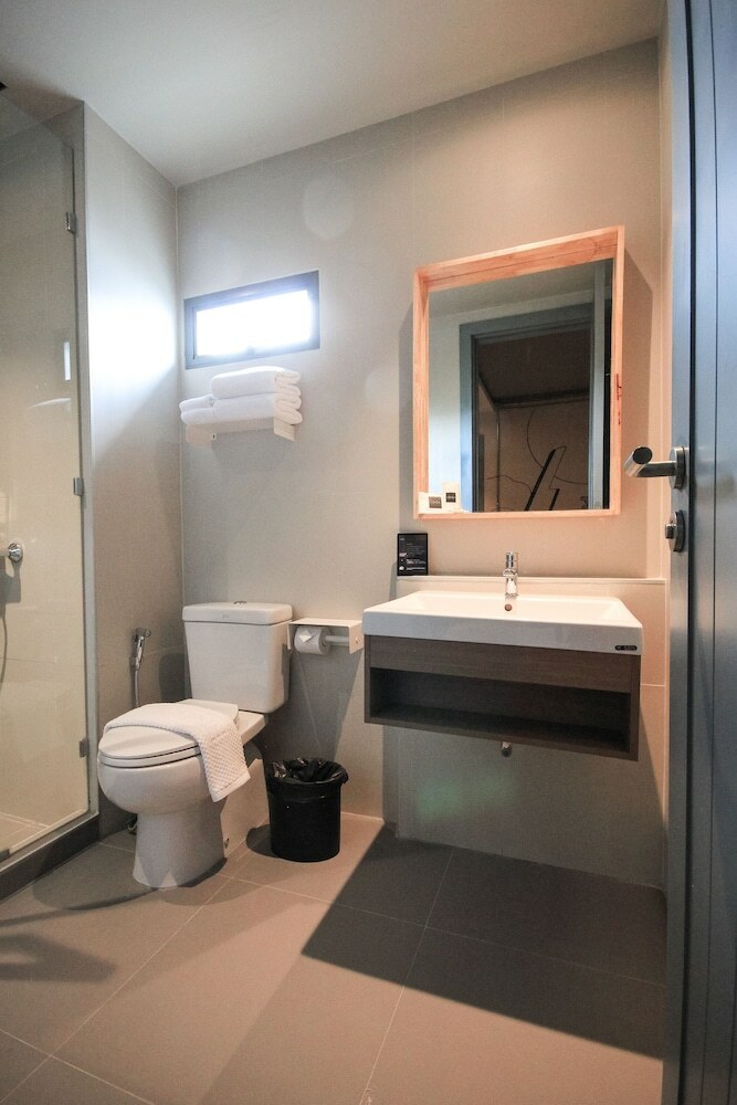 Tha City Loft Hotel