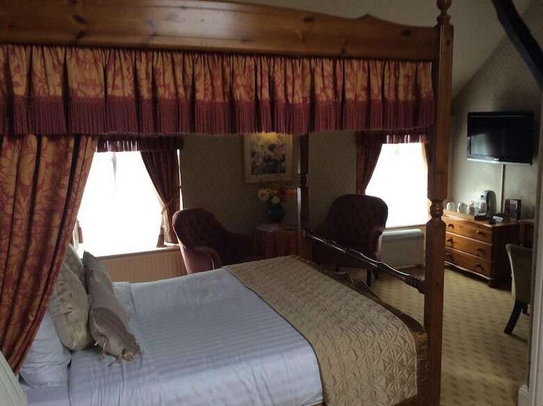 Brook Marston Farm Hotel