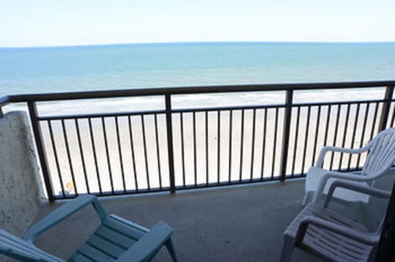 Bluewater Resort By Elliott Beach Rentals