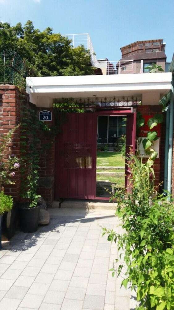 Hotel Hans House